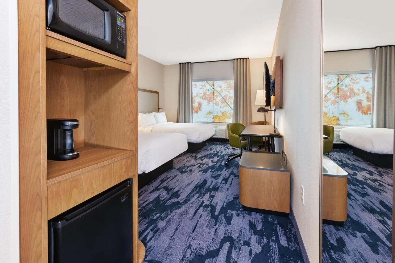 Fairfield By Marriott Inn & Suites Grand Rapids North Walker Exterior photo
