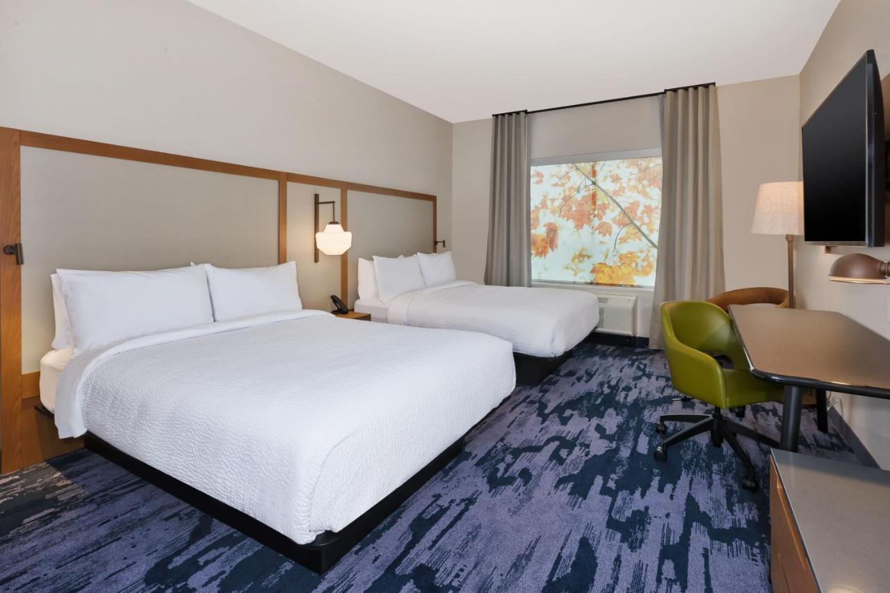Fairfield By Marriott Inn & Suites Grand Rapids North Walker Exterior photo